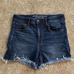 American Eagle Super High Rise Short Sz 12